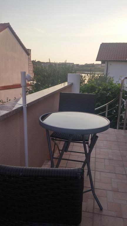 Apartments Anastazija Нин Екстериор снимка